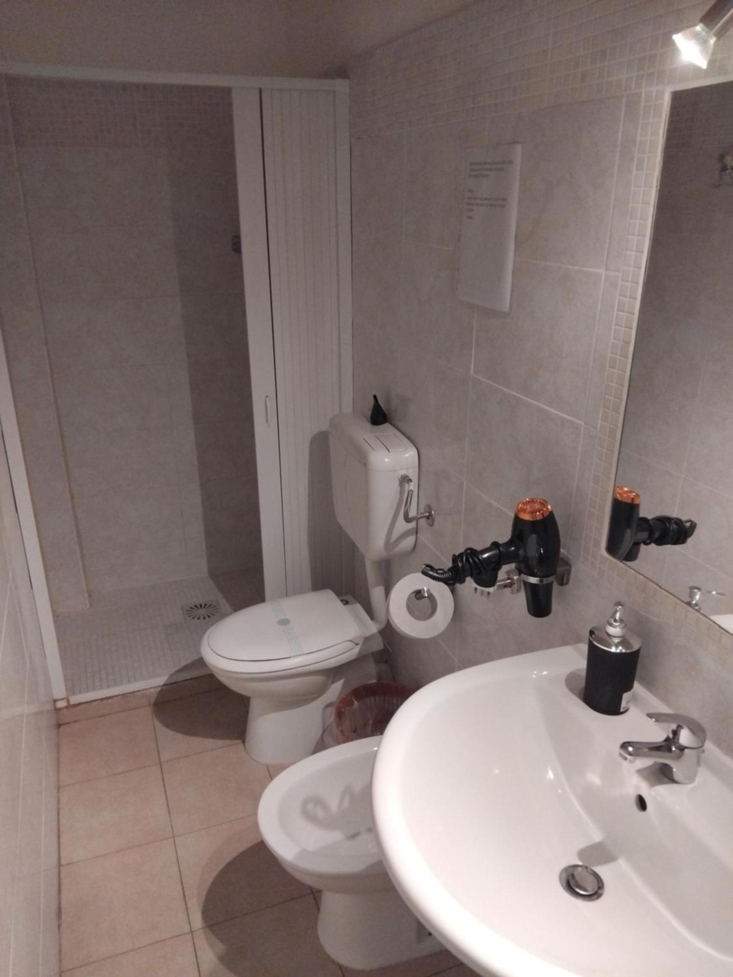 Catania Airport Room Bagno Privato In Camera Exterior foto